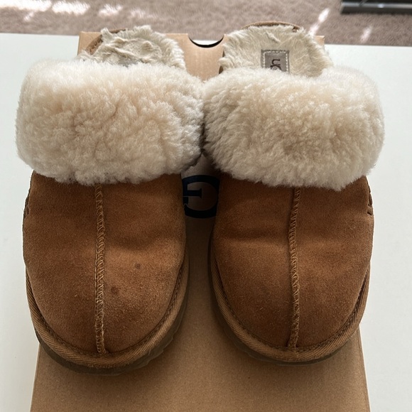 🤎 🐪 Camel Ugg slides used but priced greatly make orders can also be cleaned - Picture 3 of 7